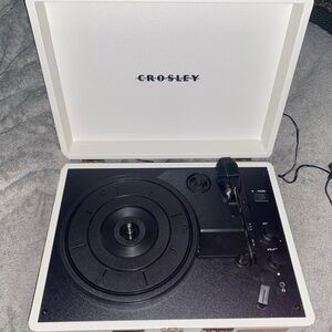 Crosley record player
